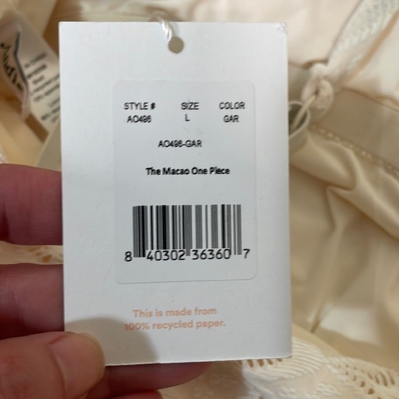 Andie The Macao One Piece Swimsuit Gardenia size L NWT - Picture 8 of 9